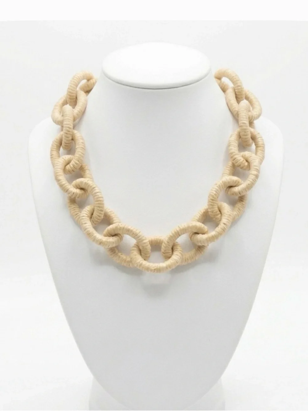 NWT βοΈ πβοΈ Camila Coelho Woven Raffia Link Statement Necklace - Picture 3 of 13